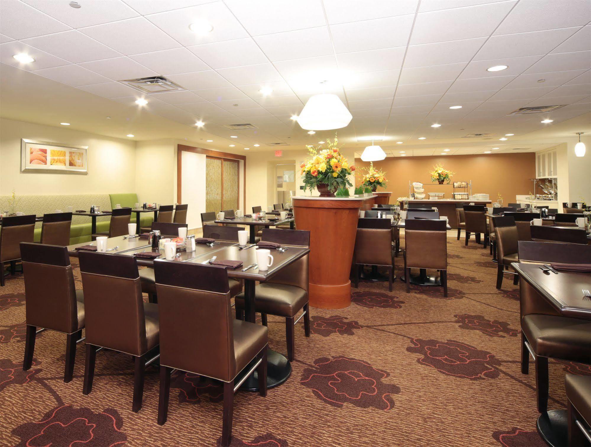 Hotel Hilton Garden Place 3*