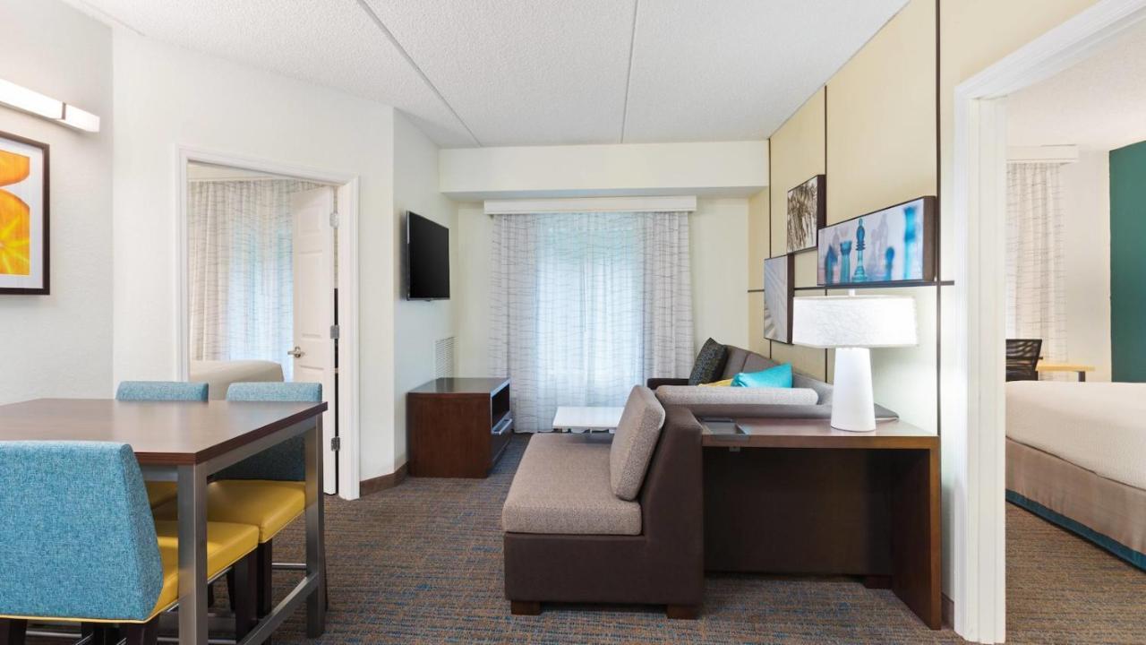 By Marriott University/medical Center Hotel