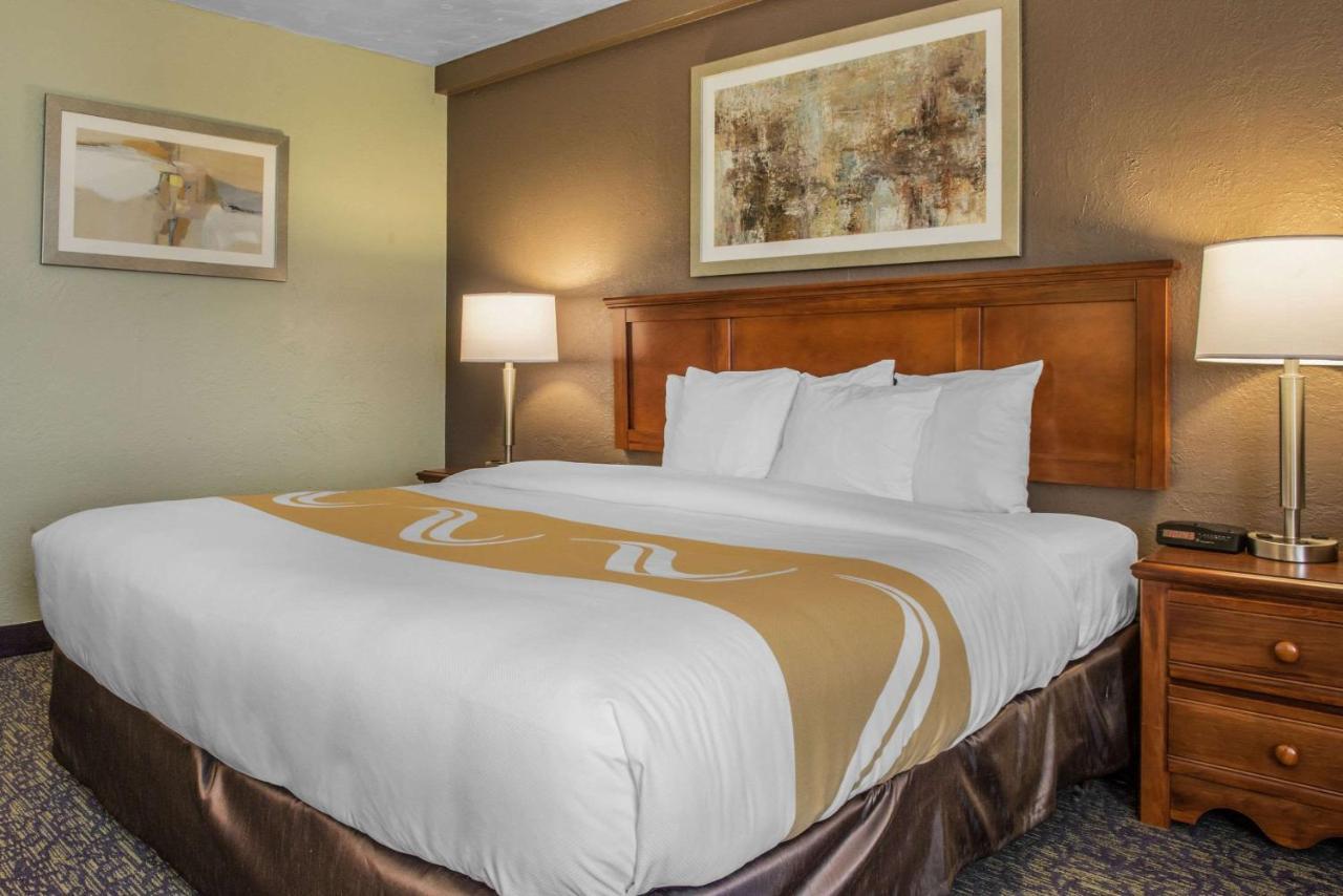 Quality Center 3* Pittsburgh