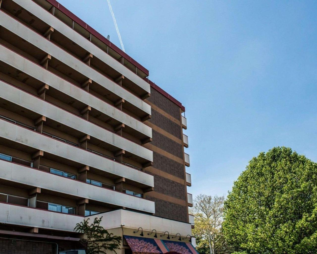 Quality Center Hotel