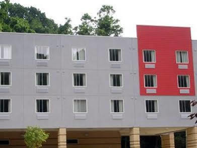 Red Roof - Mcknight Rd