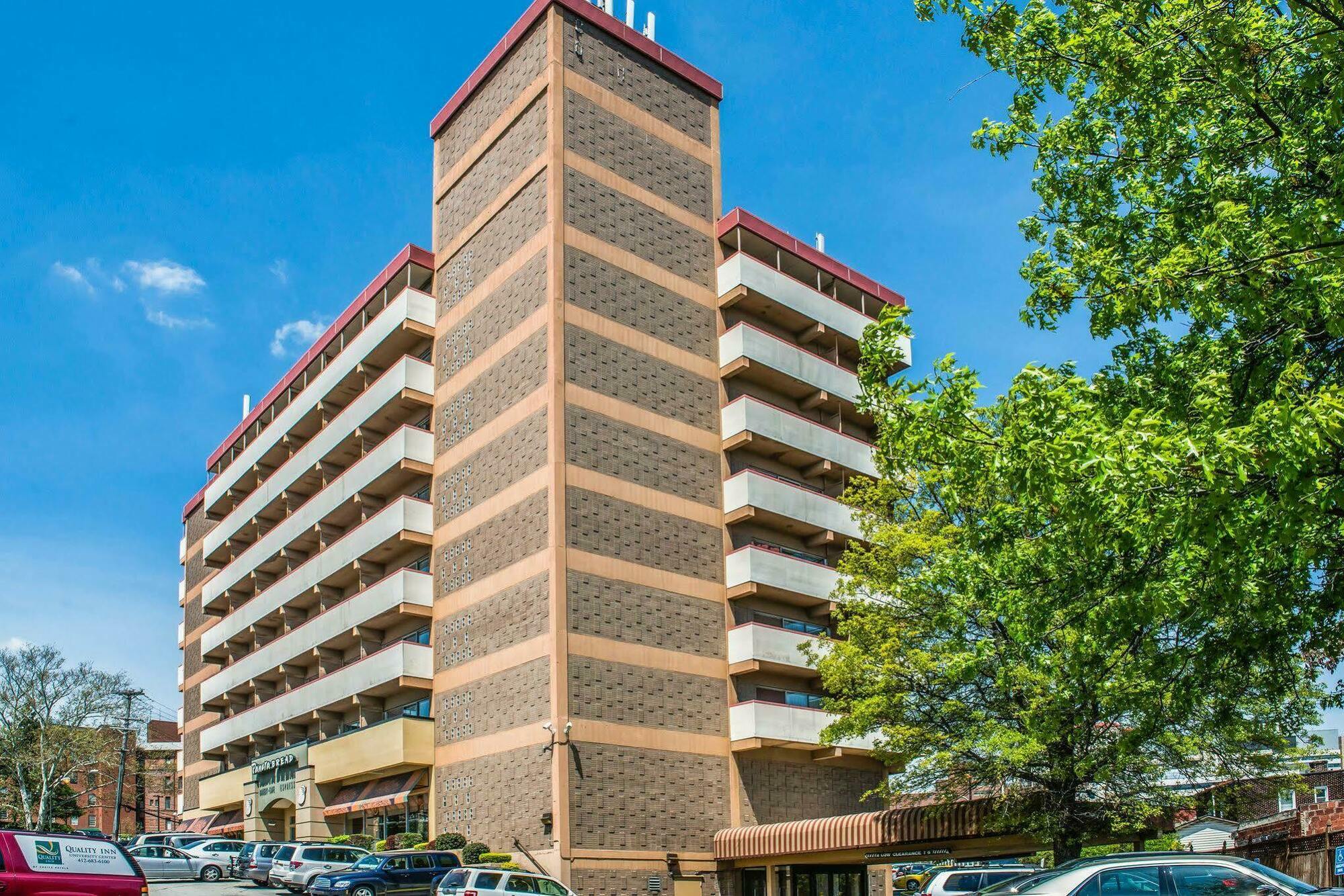 Quality Center Hotel 3*