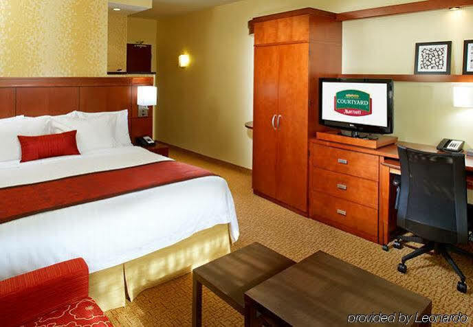 Courtyard Settlers Ridge/robinson Township Hotel 3*