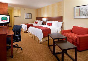 Courtyard Settlers Ridge/robinson Township Hotel