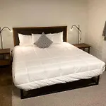 3E-*New* 5 Min To Upmc Shadyside, Sleeps 4