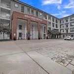 Frontdesk Bracken House Apts North Shore Pittsburgh