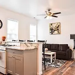 Beautiful Pittsburgh Home-Walkable Area W Parking