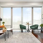 Hostwise Stays - The Washington At Chatham - Free Parking, Private Gym, Skyline Views!