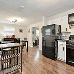 Open Floor Spacious Home, 15Min From Downtown, Private Garage, Kids Friendly