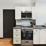 Hostwise Stays - Butler St - Private Entrance On Ground Floor - Lower Lawrenceville