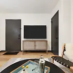 Hostwise Stays - Prime Butler St Location - Lower Lawrenceville