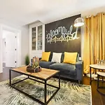 Hostwise Stays - The Edmond - Bloomfield Apartment In A Great Location!