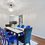 Stay Golden 1: Chic Modern-Victorian City View