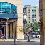 Holiday Inn Express & Suites Pittsburgh North Shore By Ihg