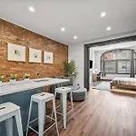 Luxury And Stylish 2Bedroom Apartment On Carson, South Flats, Pittsburgh