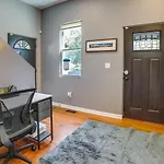 Family-Friendly Pittsburgh Home About 4 Mi To Downtown