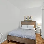 Oakland/University @B Quiet & Stylish Private Bedroom With Shared Bathroom