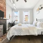 The Full James - Great For Groups, 3 Separate Apts., Free Parking