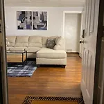 Cozy 4 Bd House In Pitt