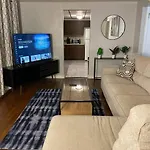Cozy 4 Bd House In Pitt