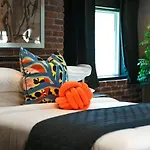 The Ridgway - 2 Apts In 1 - Great Privacy, Beautiful Space
