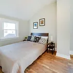 Bright Pittsburgh Apt, Walk To Grandview Ave!