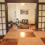 Comfy And Spacious 3 Bedroom - Easy City Access