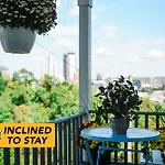 City View Sanctuary With Hot Tub