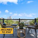 City View Sanctuary With Hot Tub