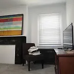 Elegant Private Room In Oakland, Pittsburgh.