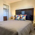 Sleeps 4 1 Bedroom 2 Beds With Parking Plus Wifi