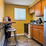 Sleeps 4 1 Bedroom 2 Beds With Parking Plus Wifi