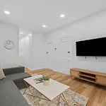 Bloomfield, Shadyside !2 Modern And Spacious Two Bedroom Apt With Free Parking