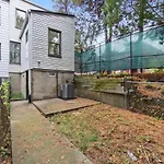 North Shore 3 Bdrm House With Fire Pit & Yard