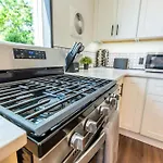 Best Location 3Bd Home In The Heart Of Pittsburg