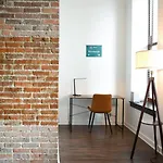 1 Bedroom Downtown Pittsburgh With Best Roof Top View