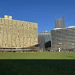 Lavish City Views Prime Location Parking Gym Lounge