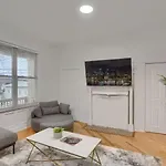 Modern &Spacious 4Bd House In Pittsburgh With Parking