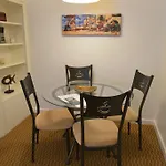 Friendship Suites Pittsburgh