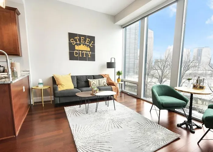 Hostwise Stays - The Washington At Chatham - Free Parking, Private Gym, Skyline Views!