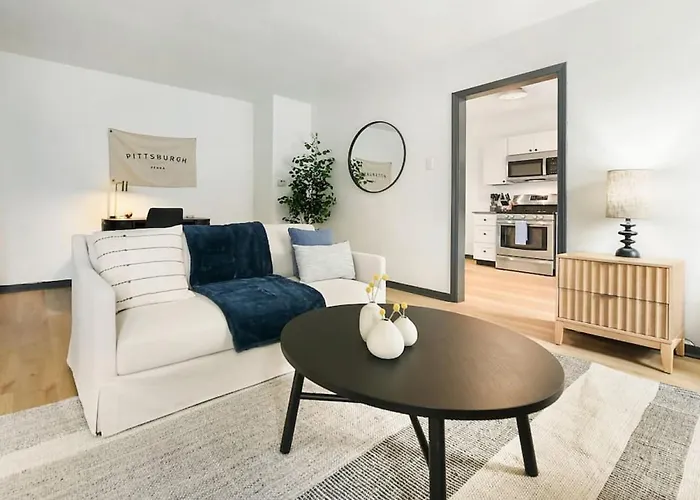 Hostwise Stays - Butler St, Lower Lawrenceville, Brand New!