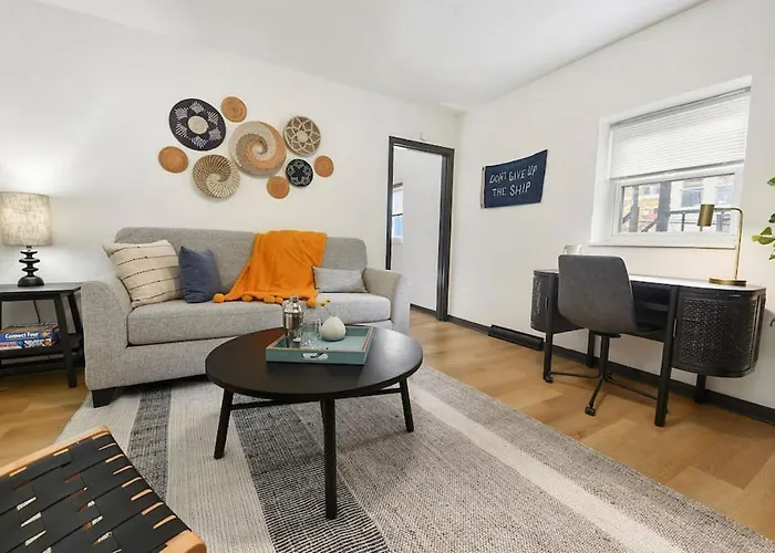 Hostwise Stays - Prime Butler St Location - Lower Lawrenceville