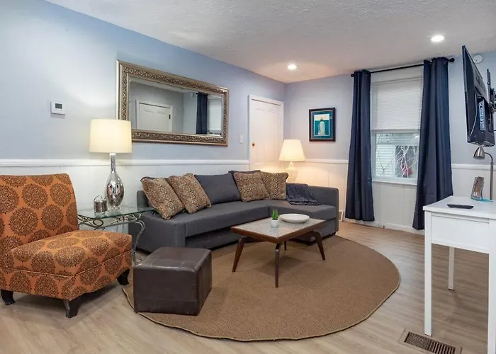 Stylish And Refined With Easy City Access