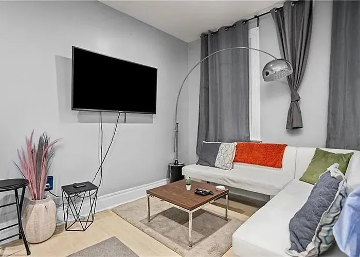 3Bed Perfect Retreat In Pittsburgh - Apt 2