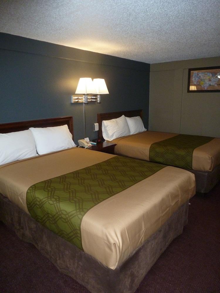 Econo I-79 Lodge Pittsburgh