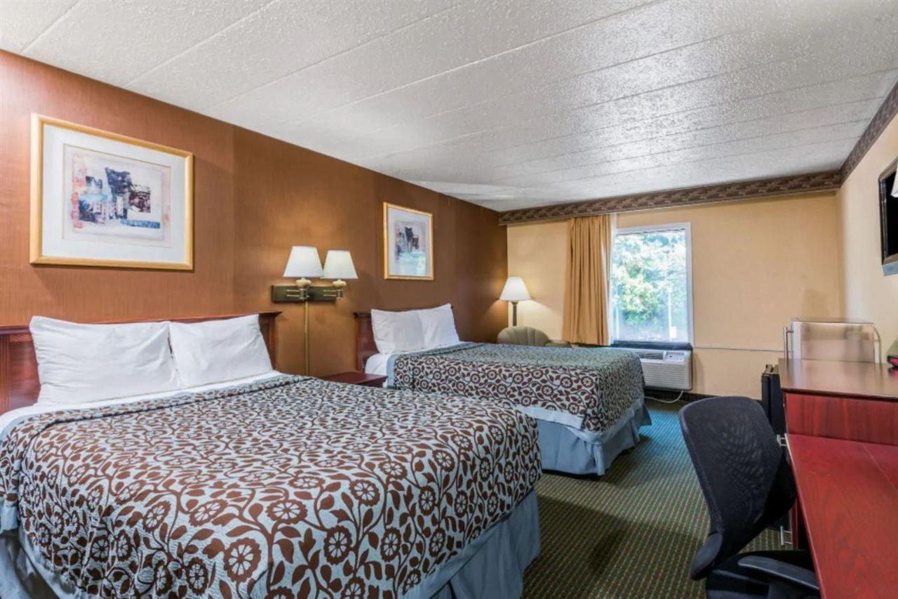 Days By Wyndham Hotel