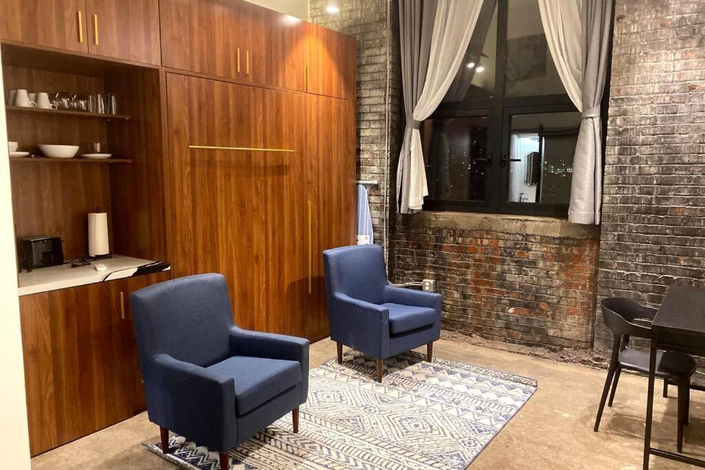 3e-cozy! Micro Apartment! In Oakland, Sleeps 1 Apartment