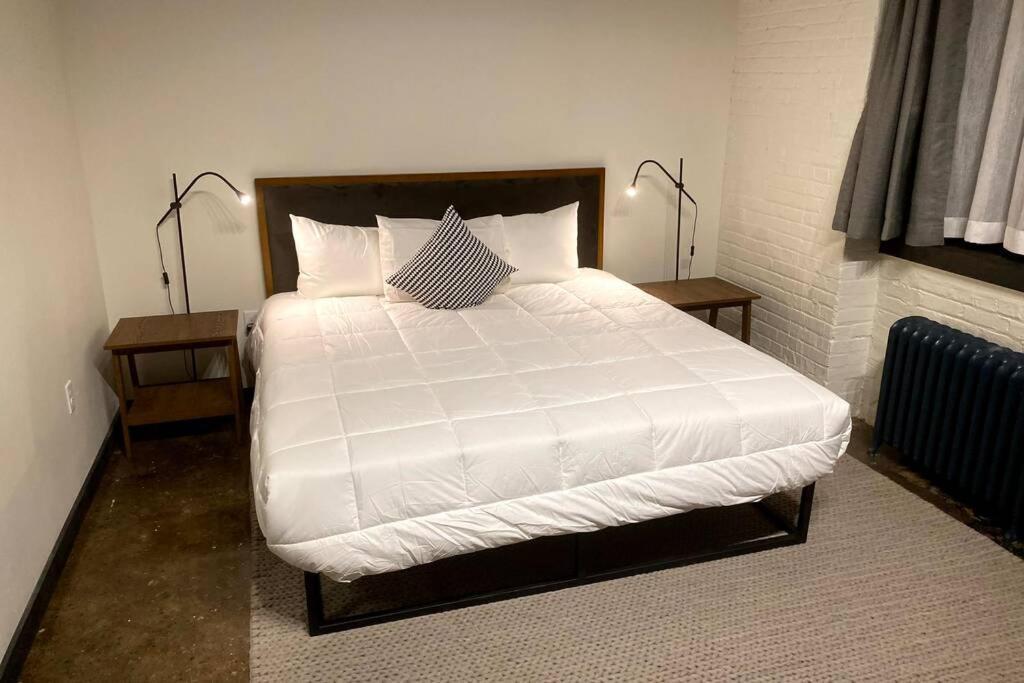 3e-*new* 5 Min To Upmc Shadyside, Sleeps 4 Apartment Pittsburgh