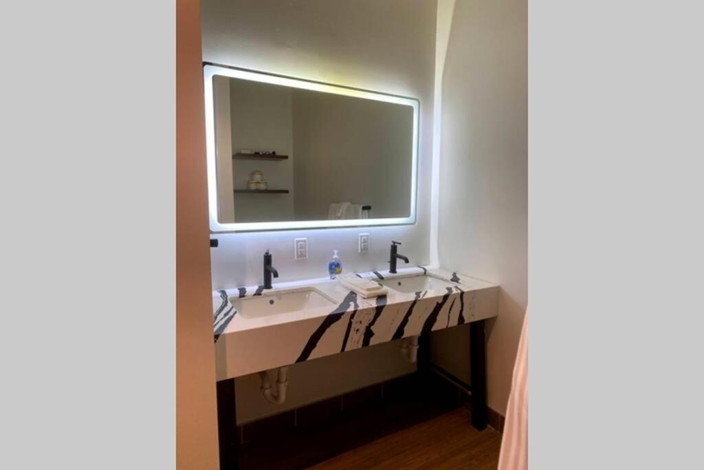 3e-spacious 2 Bedroom In Oakland, Sleeps 8 Apartment *