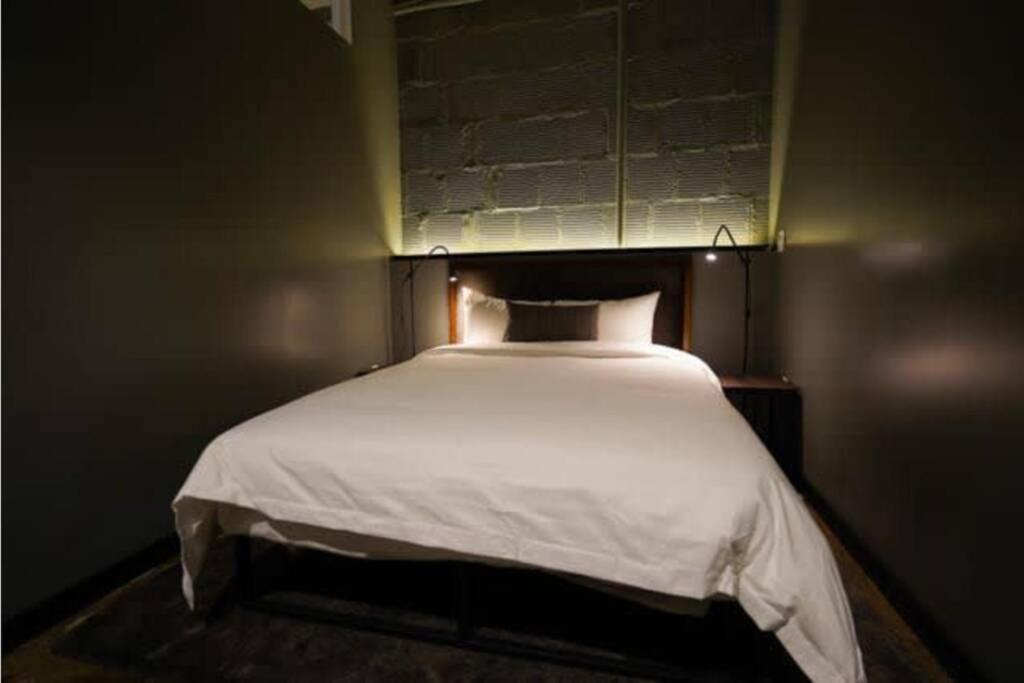 Apartment 3e - *renovated* 3 Min To Hillman Cancer Center Sleeps 6
